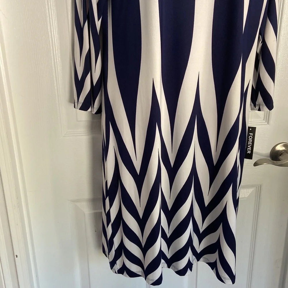 Women’s dress extra large - Picture 3 of 3